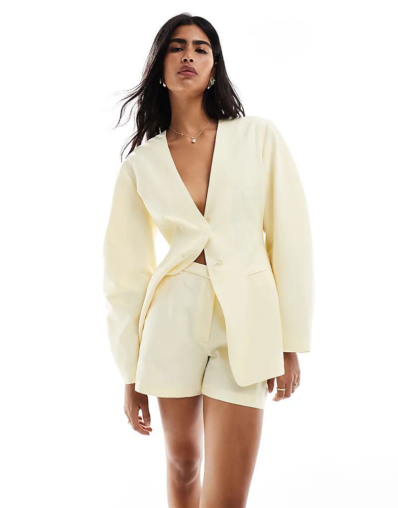 

Длинные шорты ASOS DESIGN из льняной смеси цвета пахты