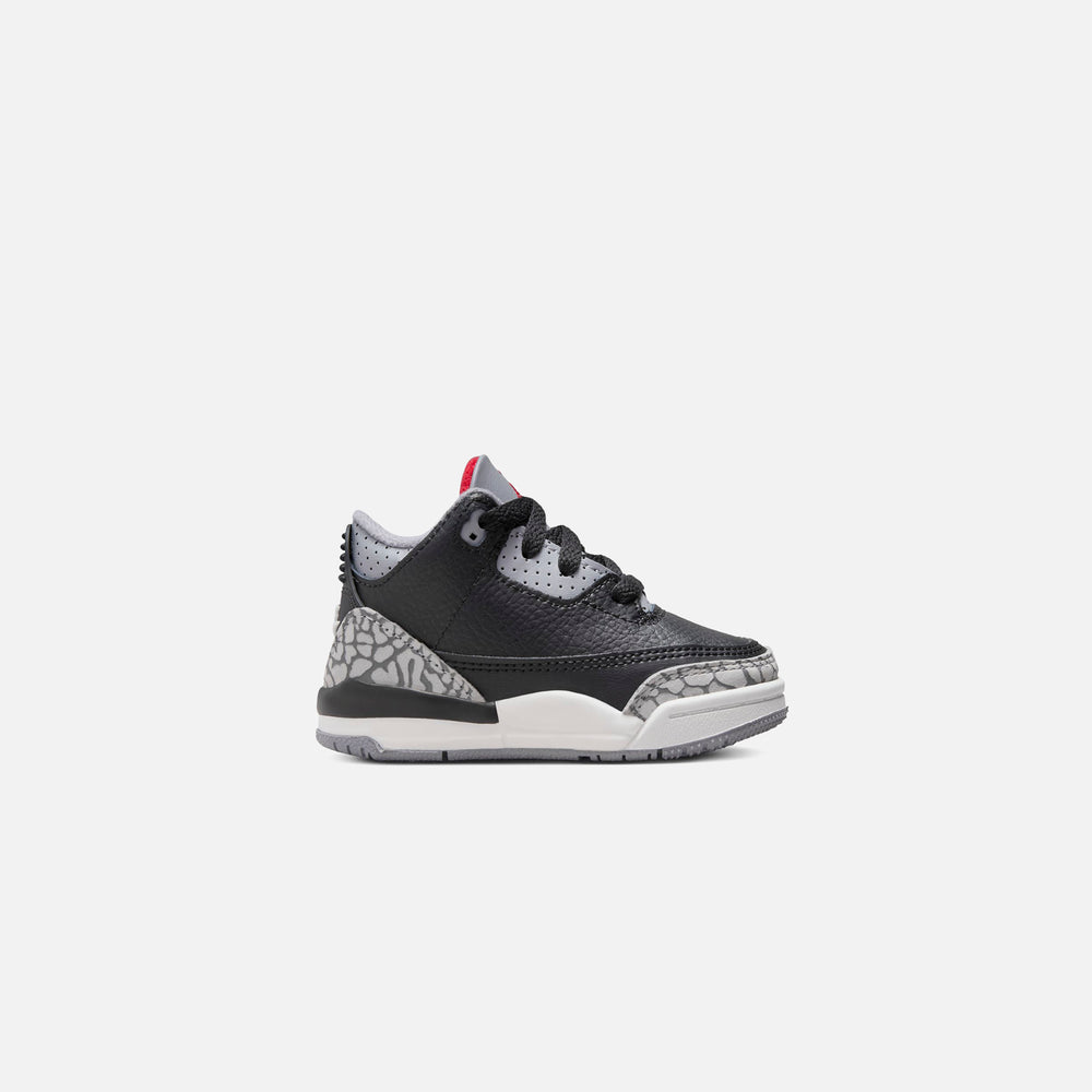 

Кроссовки Jordan TD Air Jordan 3 Retro, цвет Black/Fire Red/Cement Grey/Sail