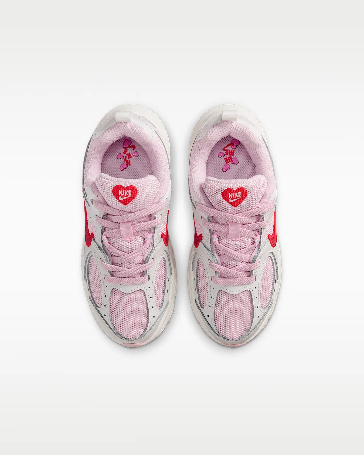 Детские кроссовки Nike V5 RNR, Summit White/Pink Foam/Playful Pink/Light Crimson — фото 4