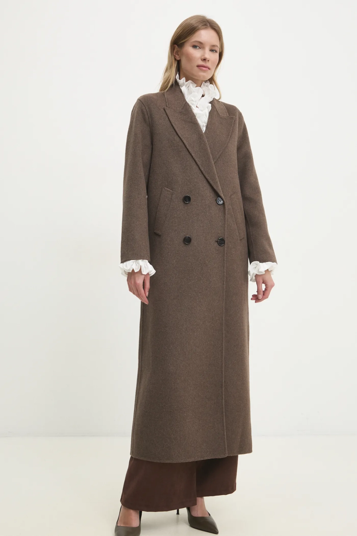 

Шерстяное плащ Answear Lab, коричневый