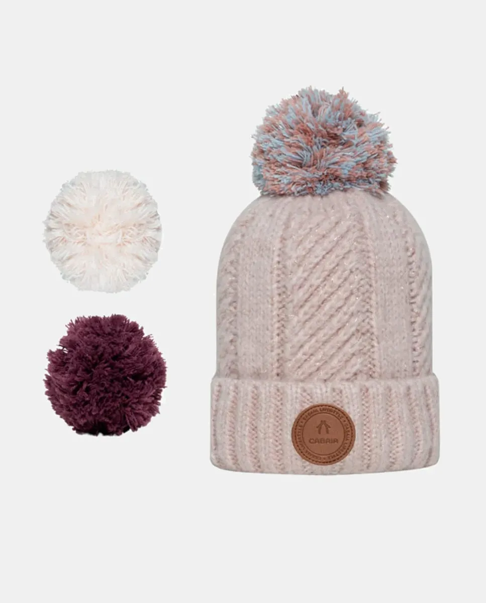 

Розовая шапка с тремя съемными помпонами: розовым, белым и фиолетовым Cabaia, розовый