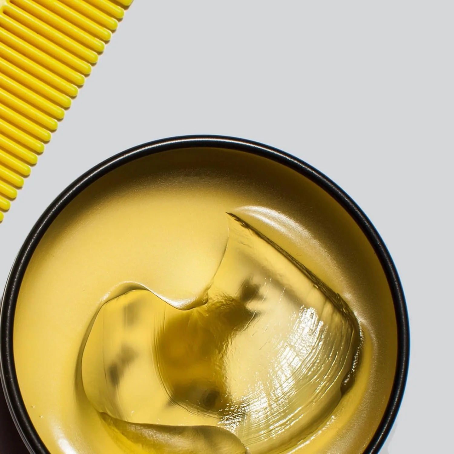 Помада Slick Pomade для мужчин BYRD Hairdo Products, 2 шт - гибкая фиксация, средний блеск, для всех типов волос, плюс освежитель воздуха Salty Coconut с морским ароматом, 95 г каждый 94.97 г (2 шт.) — фото 4