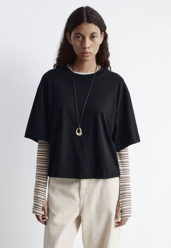 

Свободная базовая футболка & Other Stories, Black, Черный, Свободная базовая футболка & Other Stories, Black