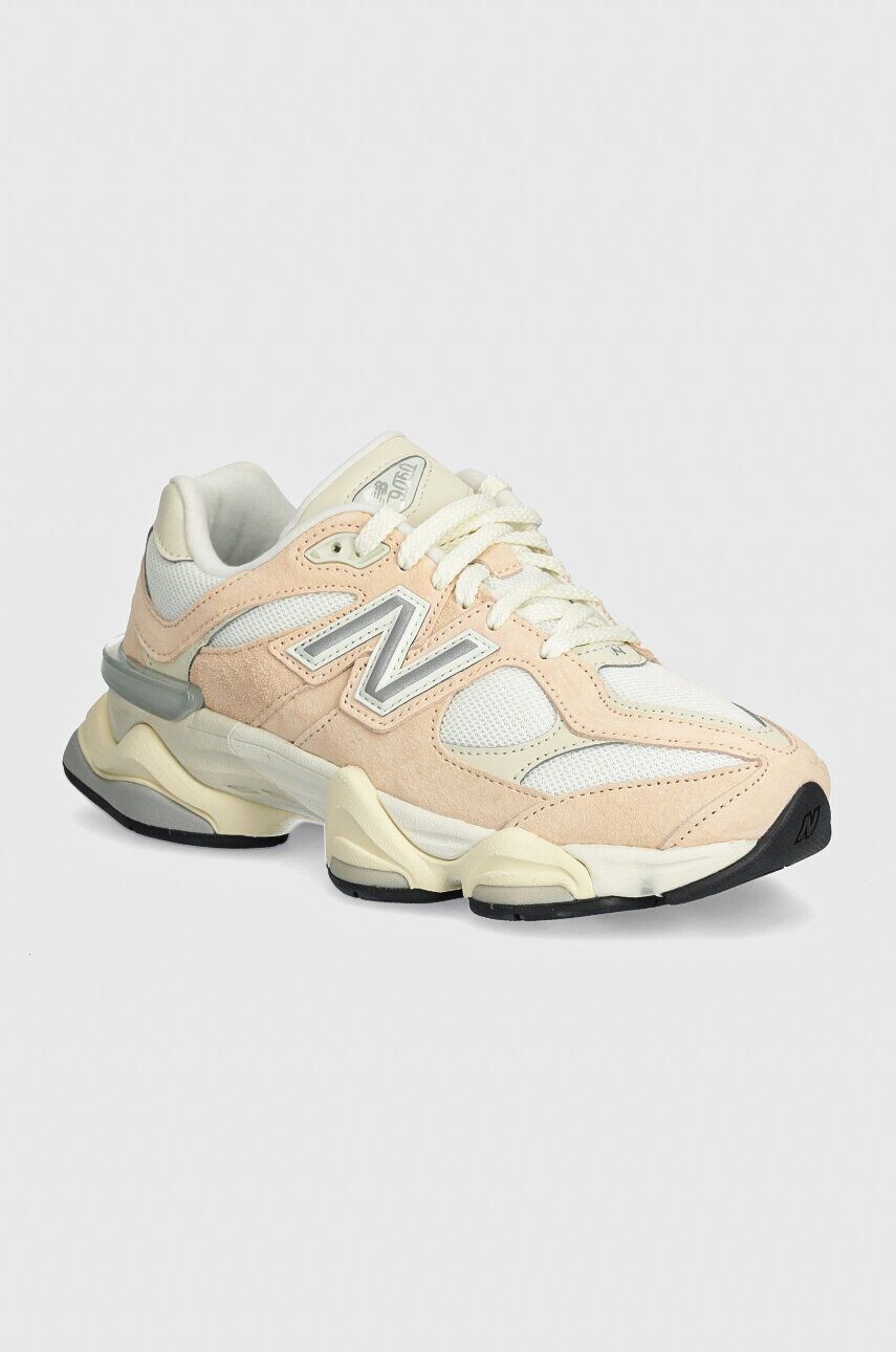 

Кроссовки New Balance 9060, оранжевый
