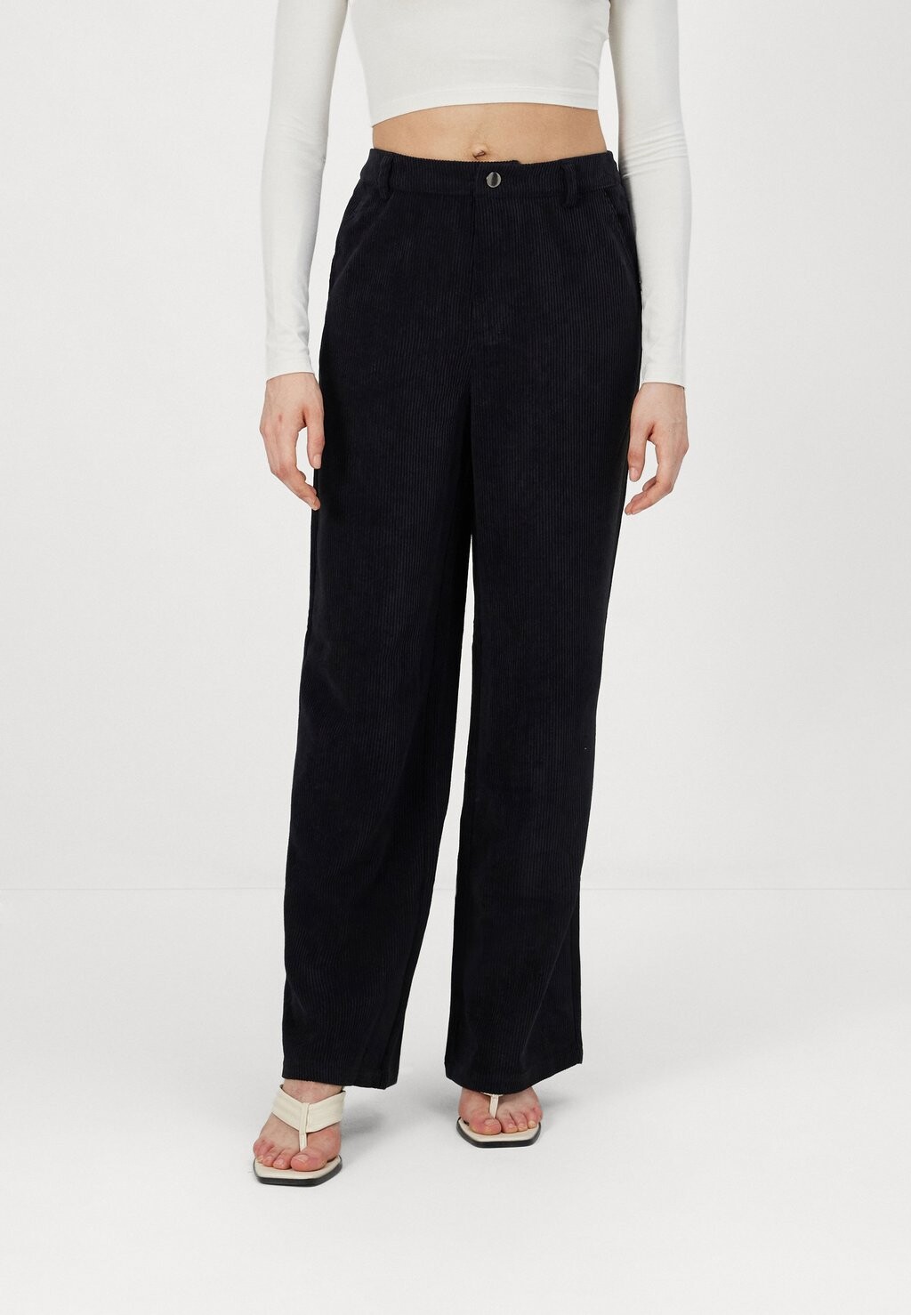 

Брюки PCEFFI WIDE PANT Pieces, черный
