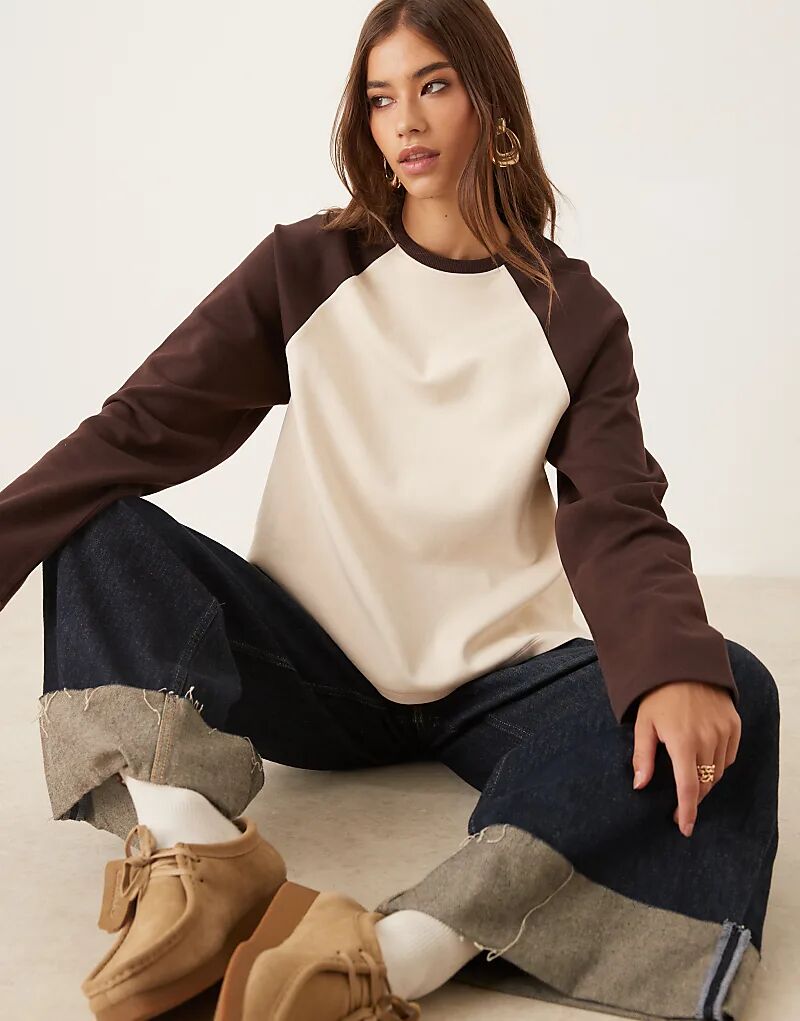 

Лонгслив интерлок с длинными рукавами ASOS DESIGN контрастного цвета бордового цвета