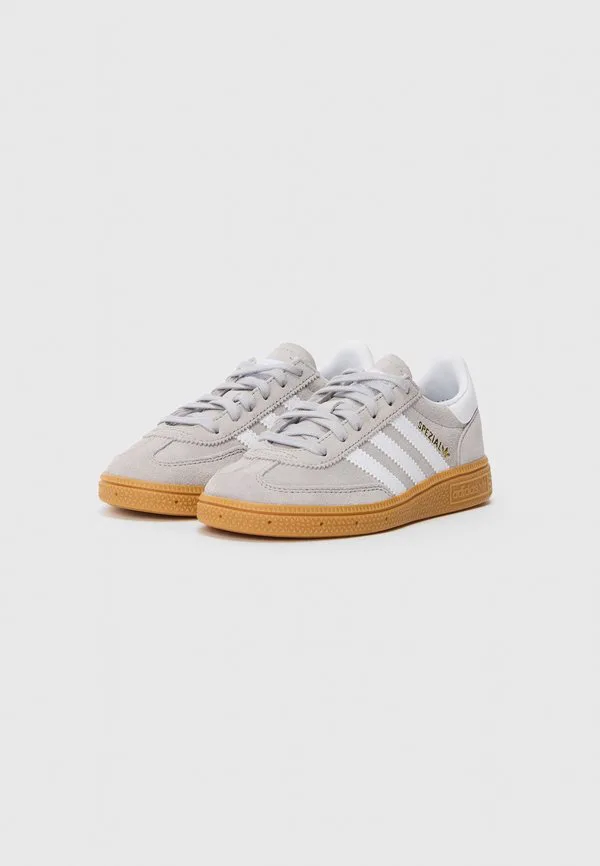 Специальные кроссовки для гандбола Adidas Originals, Grey/White/Gum — фото 2