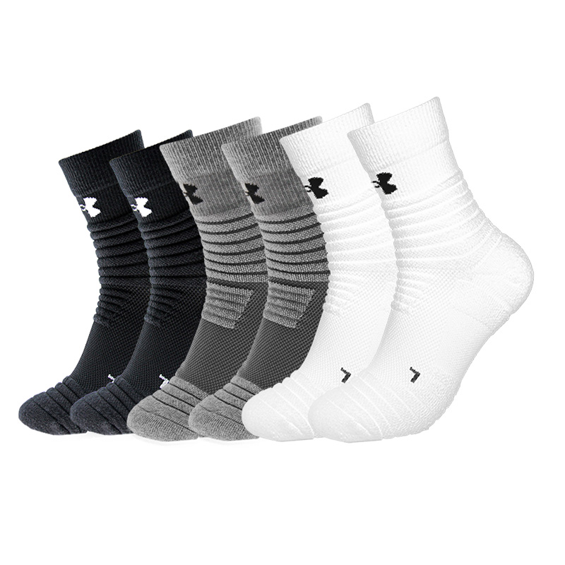 

Баскетбольные носки Unisex комбинированные цвета набор из 6 пар Under Armour, черный+белый+серый (6 pack)
