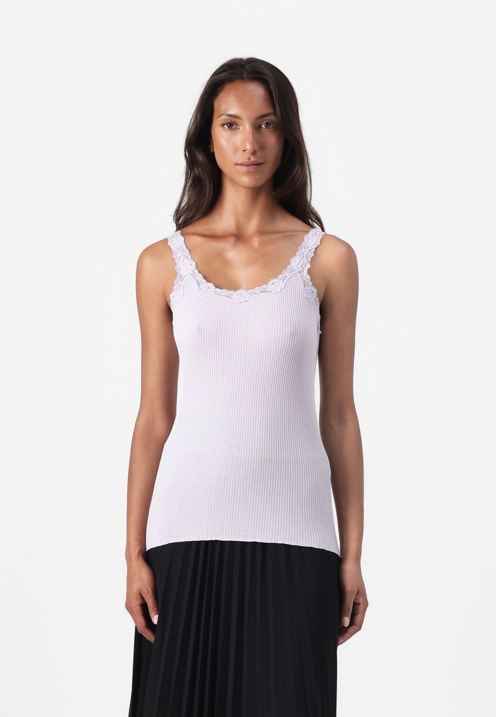

Топ BABETTE DEEP BACK Rosemunde, сиреневый