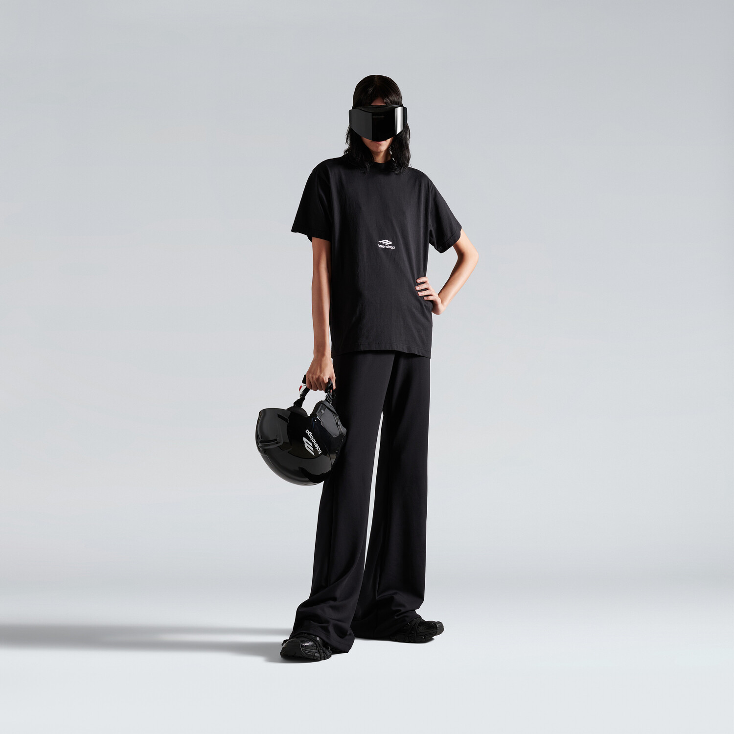 

Женская футболка 3b sports icon в выстиранном черном цвете BALENCIAGA, выстиранный черный