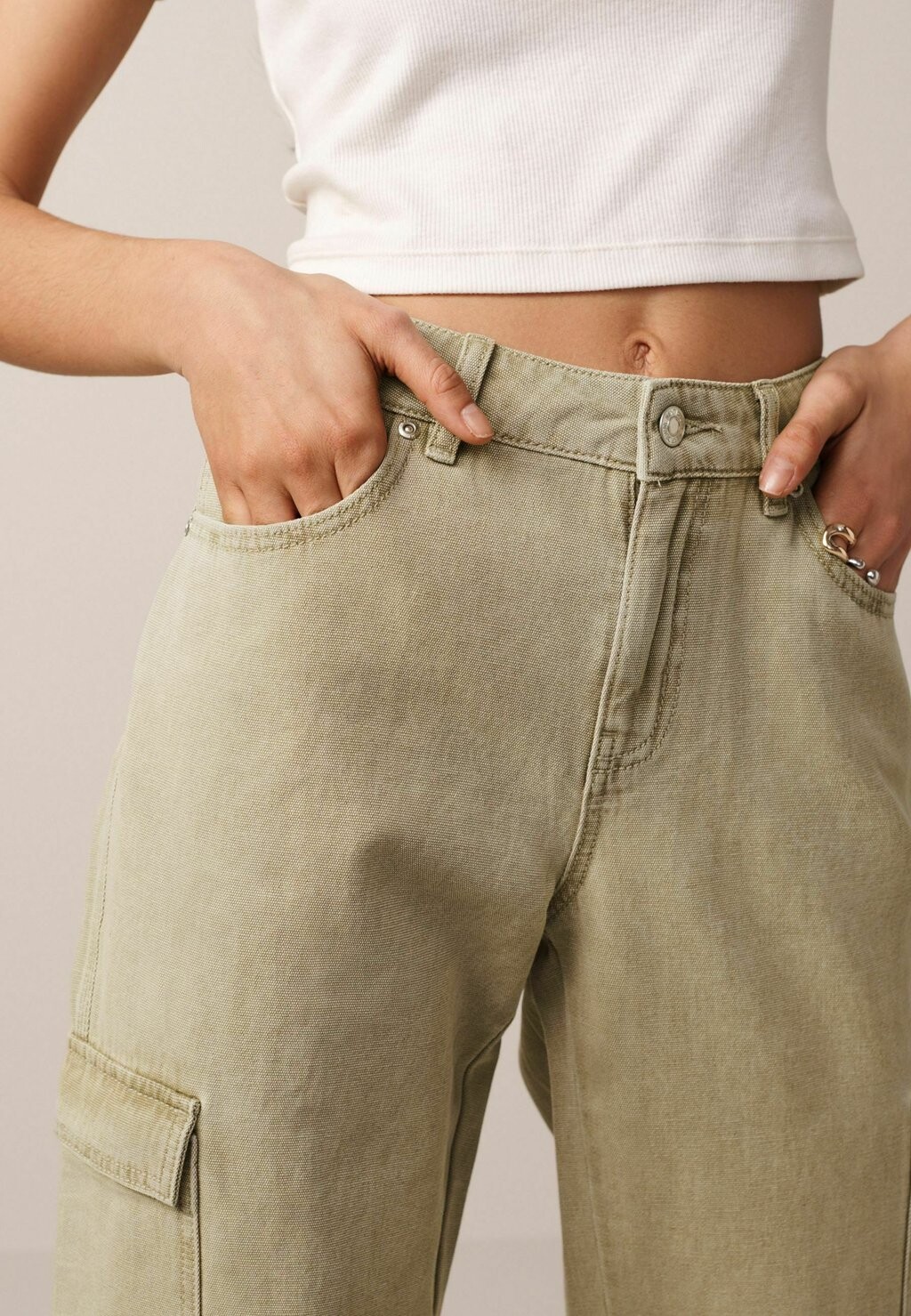 

Брюки с боковыми карманами STRAIGHT LEG ., REGULAR FIT Next, зеленый