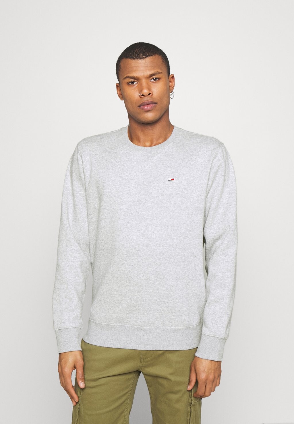

Толстовка REGULAR C NECK Tommy Jeans, серый вереск