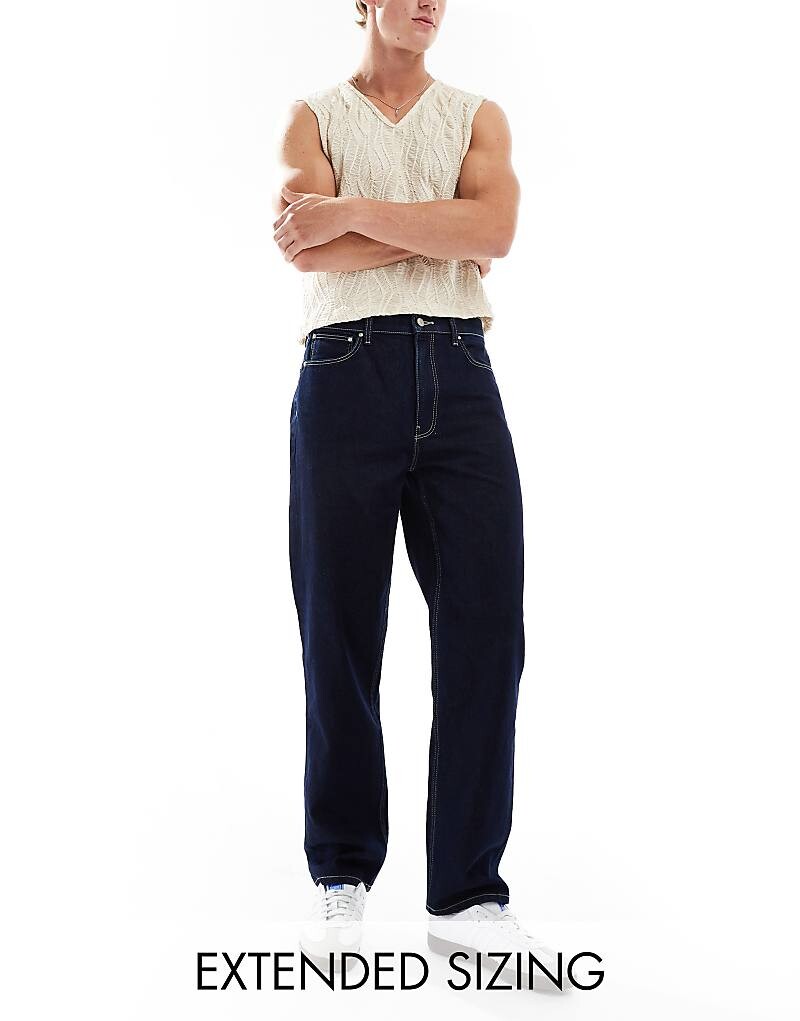 

Джинсы прямого кроя цвета индиго с контрастной строчкой ASOS DESIGN