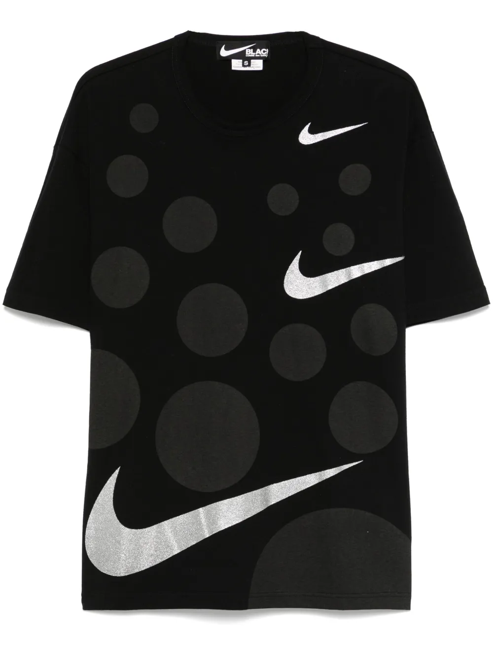 

Футболка с логотипом Swoosh из коллаборации с Nike Black Comme Des Garçons, черный