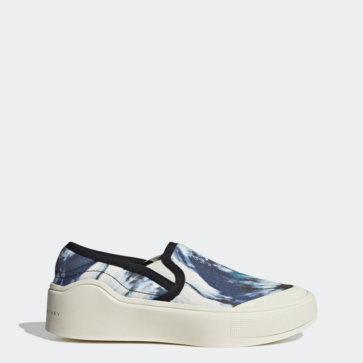

Мужские слипоны adidas by Stella McCartney Court, цвет Almost Blue / Off White / Core Black