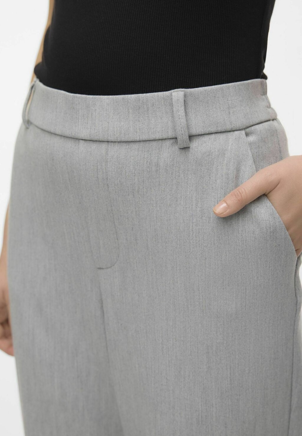 

Тканевые брюки VMMAYA MR SOLID Vero Moda, серый