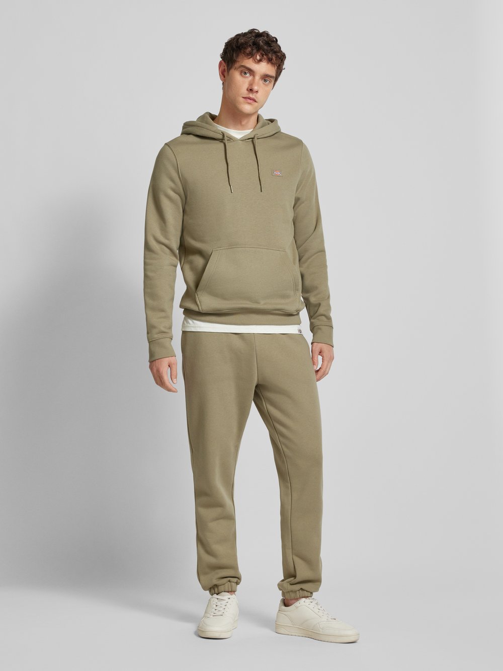 

Спортивные брюки с эластичным поясом модель 'MAPLETON' Dickies, хаки