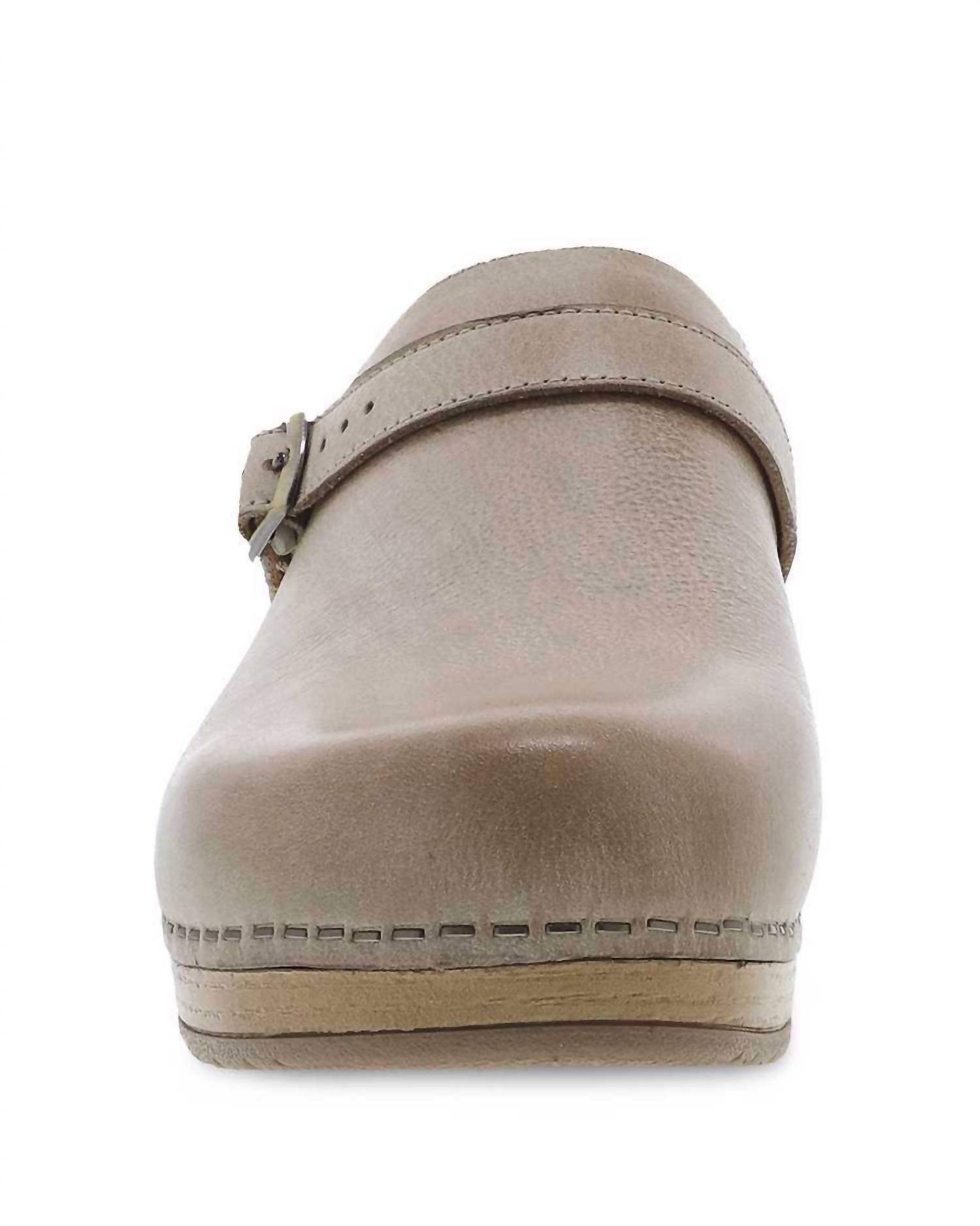 Женские мюли-трансформеры Berry Nubuck Slip On в устричном цвете dansko, цвет oyster — фото 3