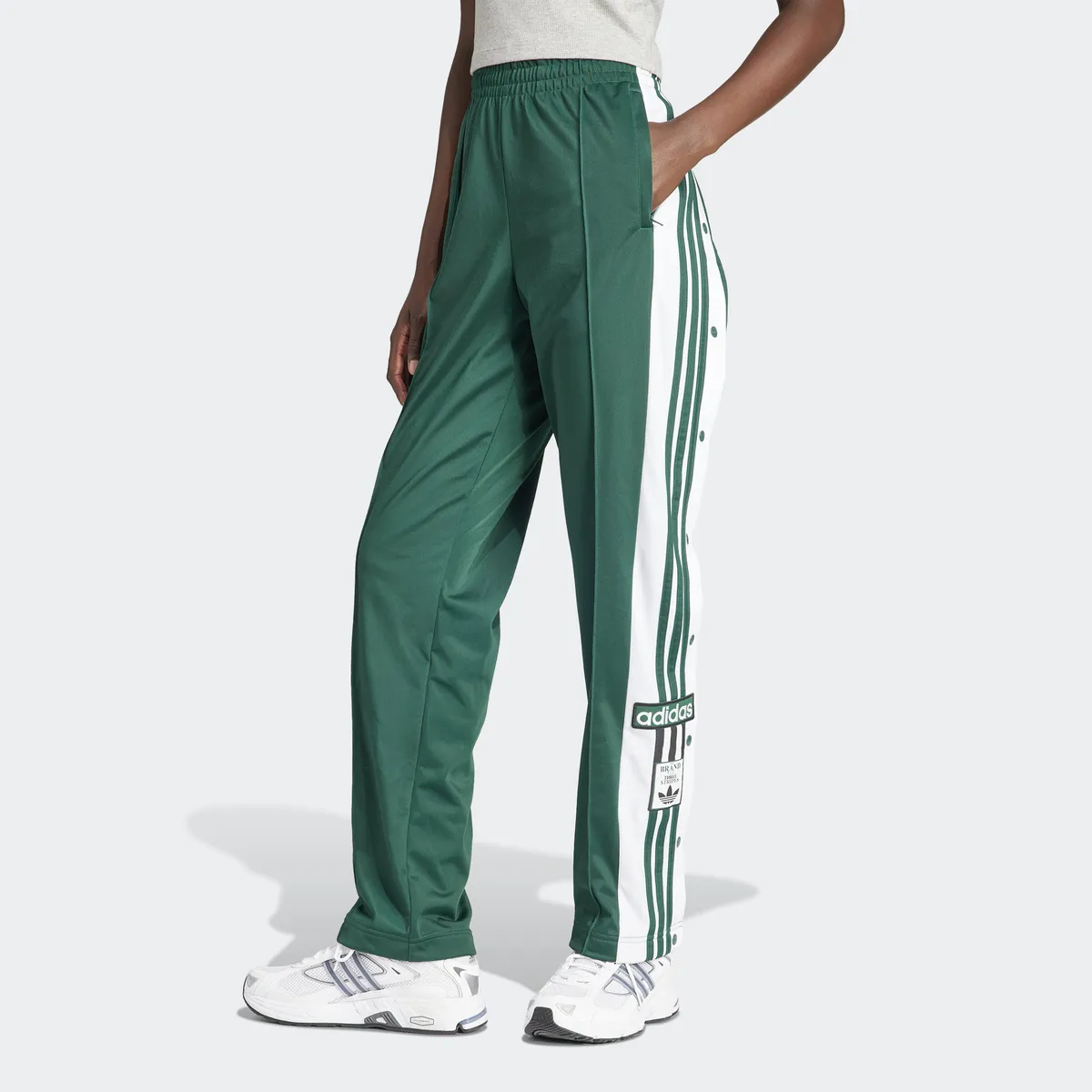 

Спортивные брюки Adidas Originals "ADIBREAK PANT" (1 шт.), зеленый