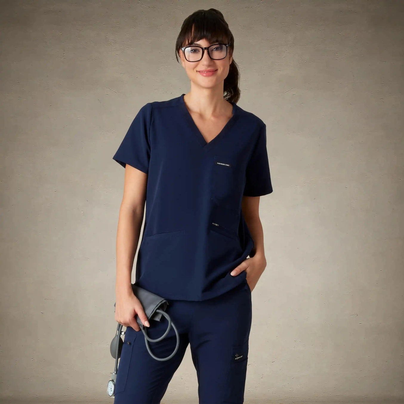 

Женская блузка-халат Palermo с четырьмя карманами Members Only, темно-синий