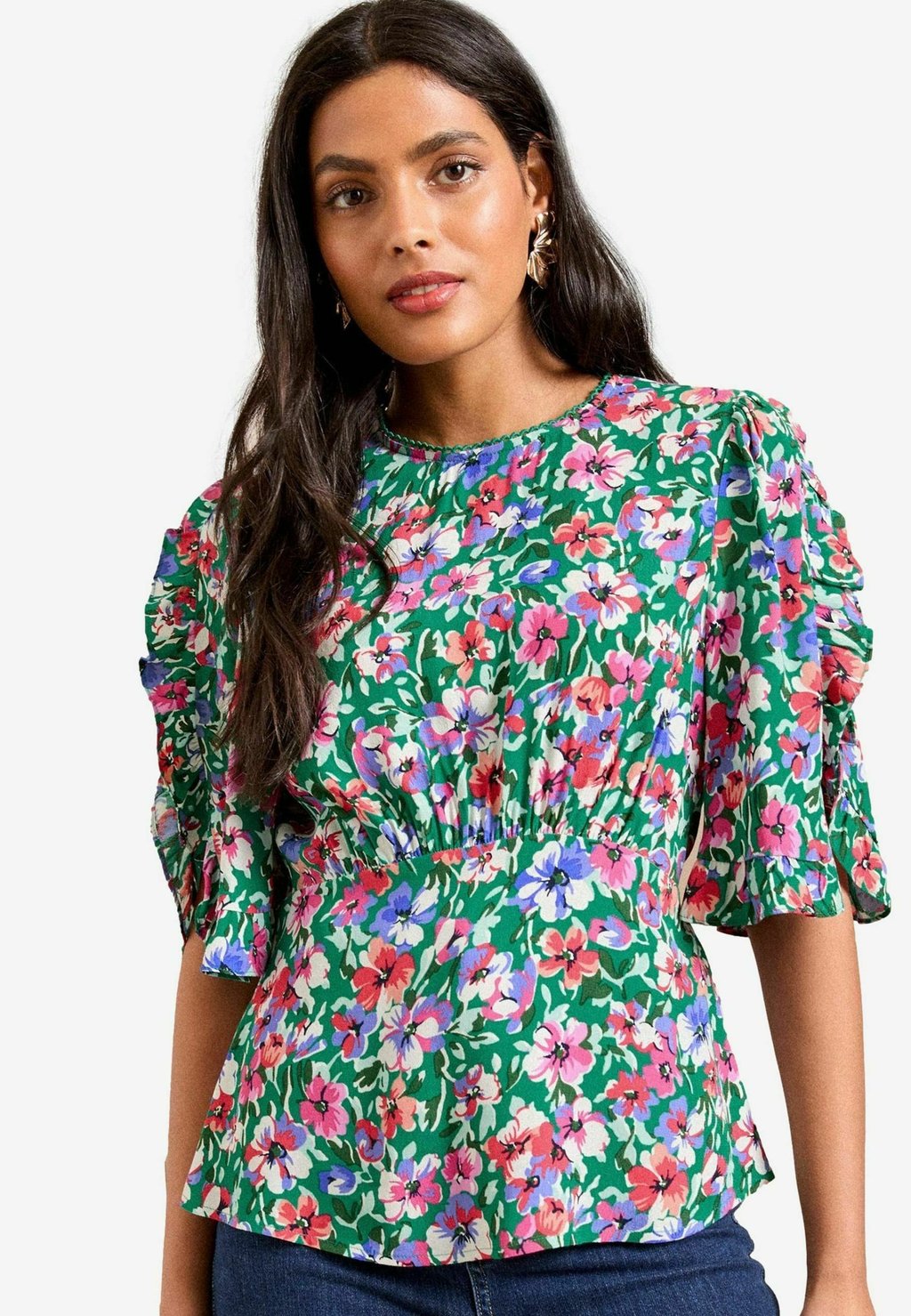 

Блуза PRINTED RUFFLE DETAIL CREW NECK TEA Love & Roses, зеленый