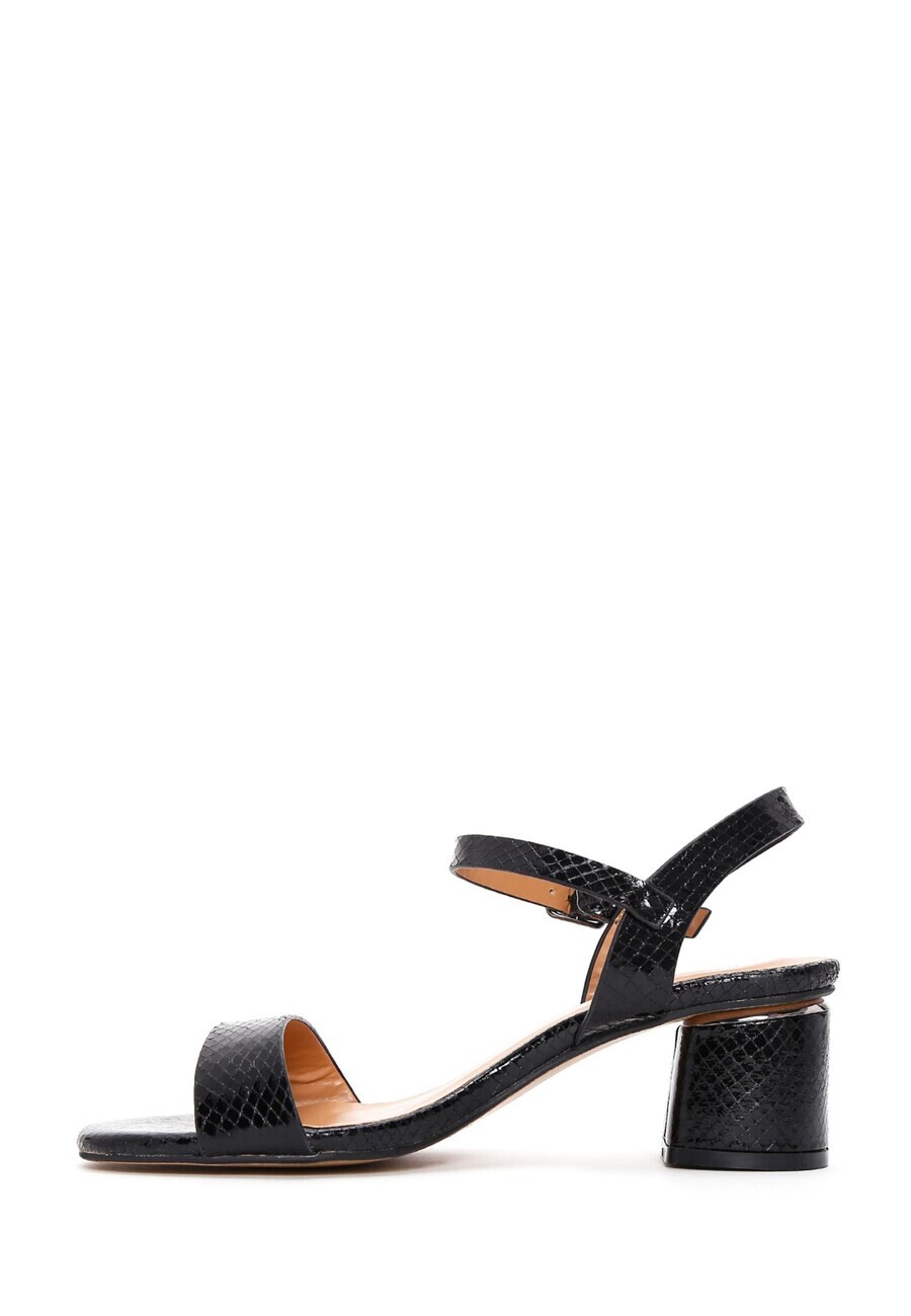 

Сандалии Derimod Strap Sandals, черный