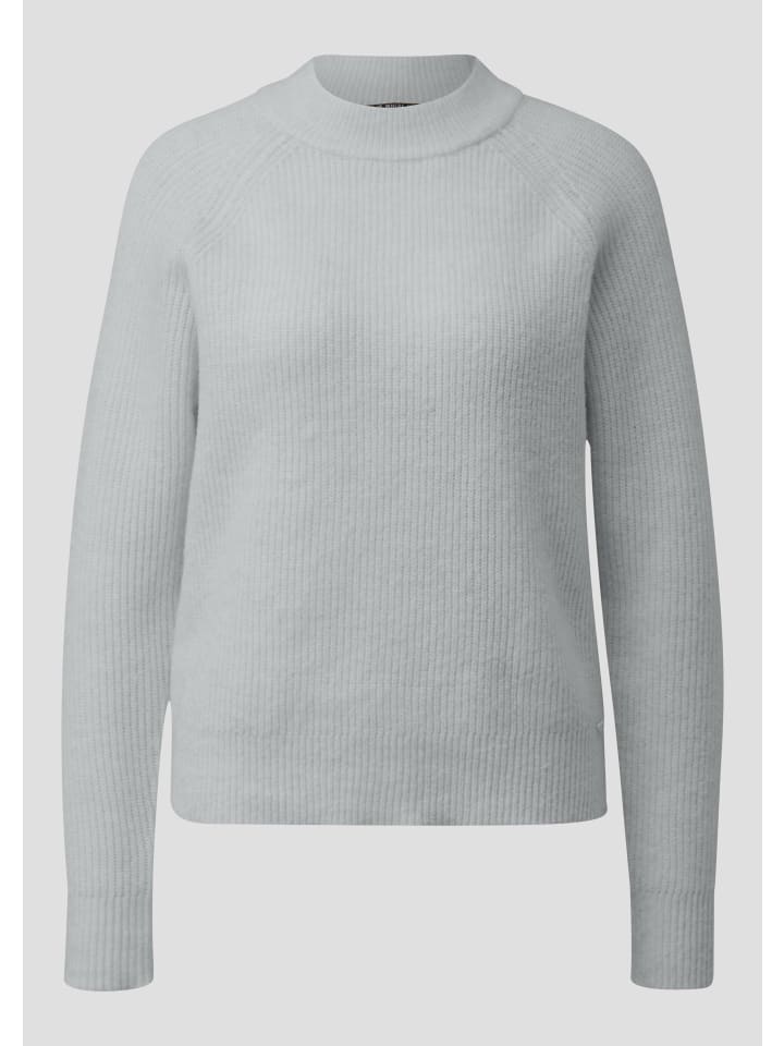 

Вязаный свитер цвета 9400_серый меланж QS