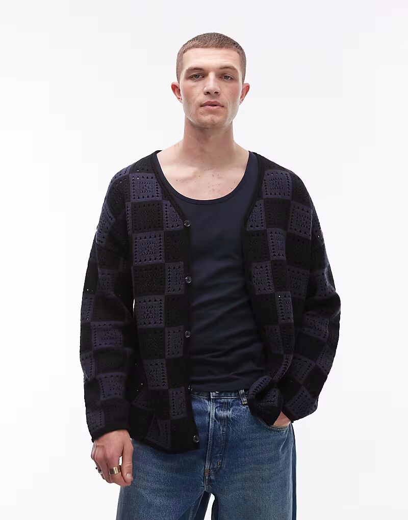 

Вязаный крючком кардиган Topman в черно-серой клетку