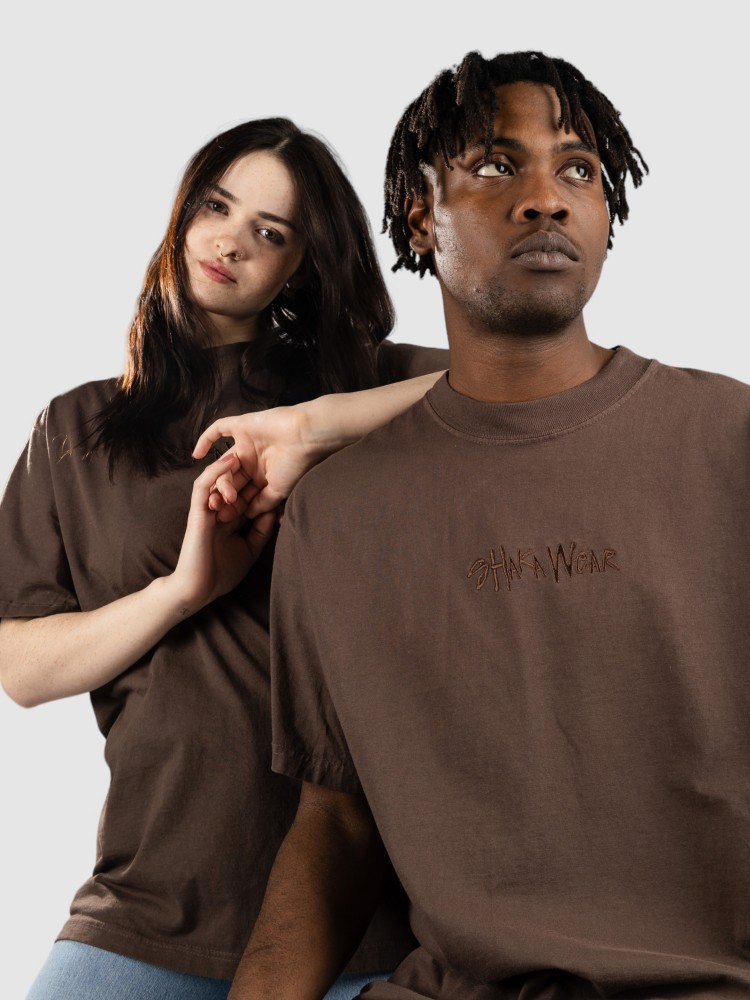 

Футболка Shaka Wear 7.5 Oz Logo T-Shirt, mocha