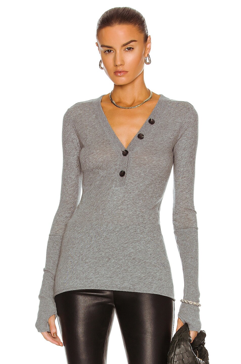 

Топ Enza Costa Cashmere Long Sleeve Cuffed Henley, цвет Smoke