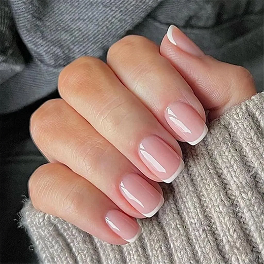 Накладные ногти XAGMODSHN короткие квадратные с французским кончиком, 24 шт. Xagmodshn