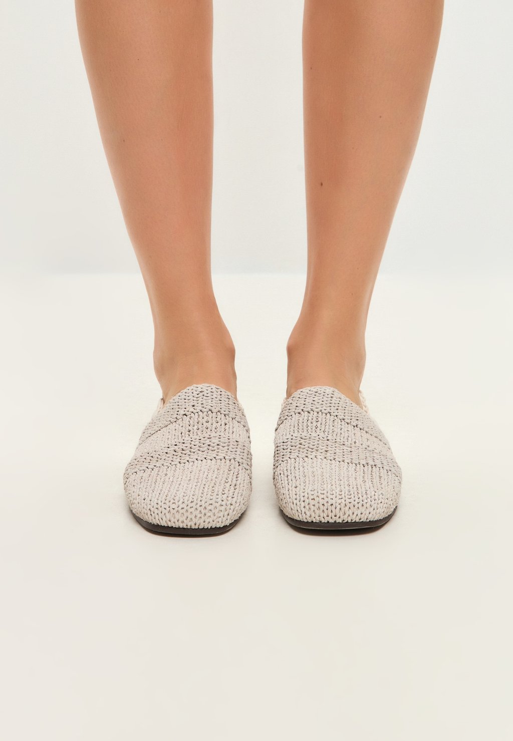 Слипоны STRETCH BACK SLIP-ONS Cesare Gaspari, кремовый