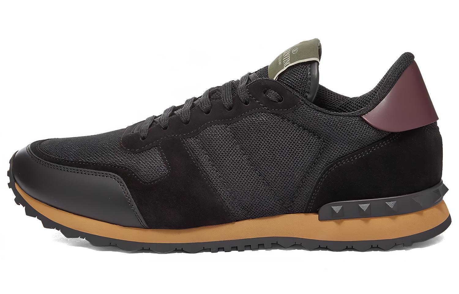 

Низкие кроссовки Garavani Rockrunner Valentino, Original Shoe Box Included