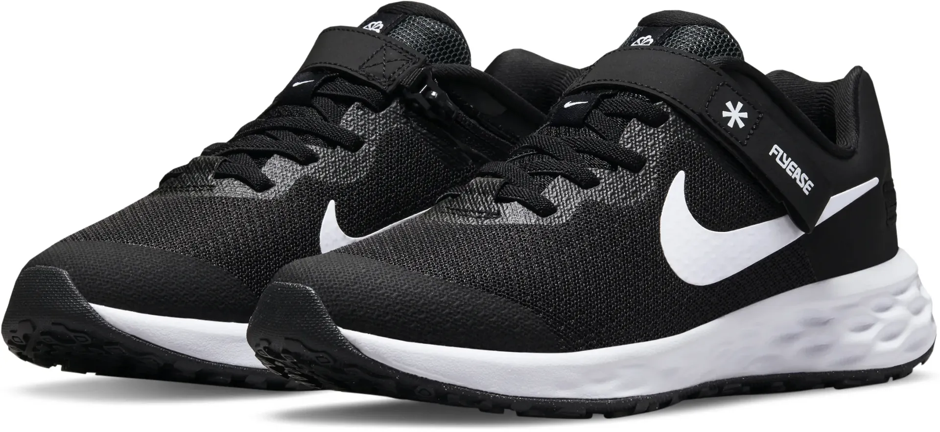 

Кроссовки Nike "REVOLUTION 6 FLYEASE EASY ONOFF (GS", черно-белый