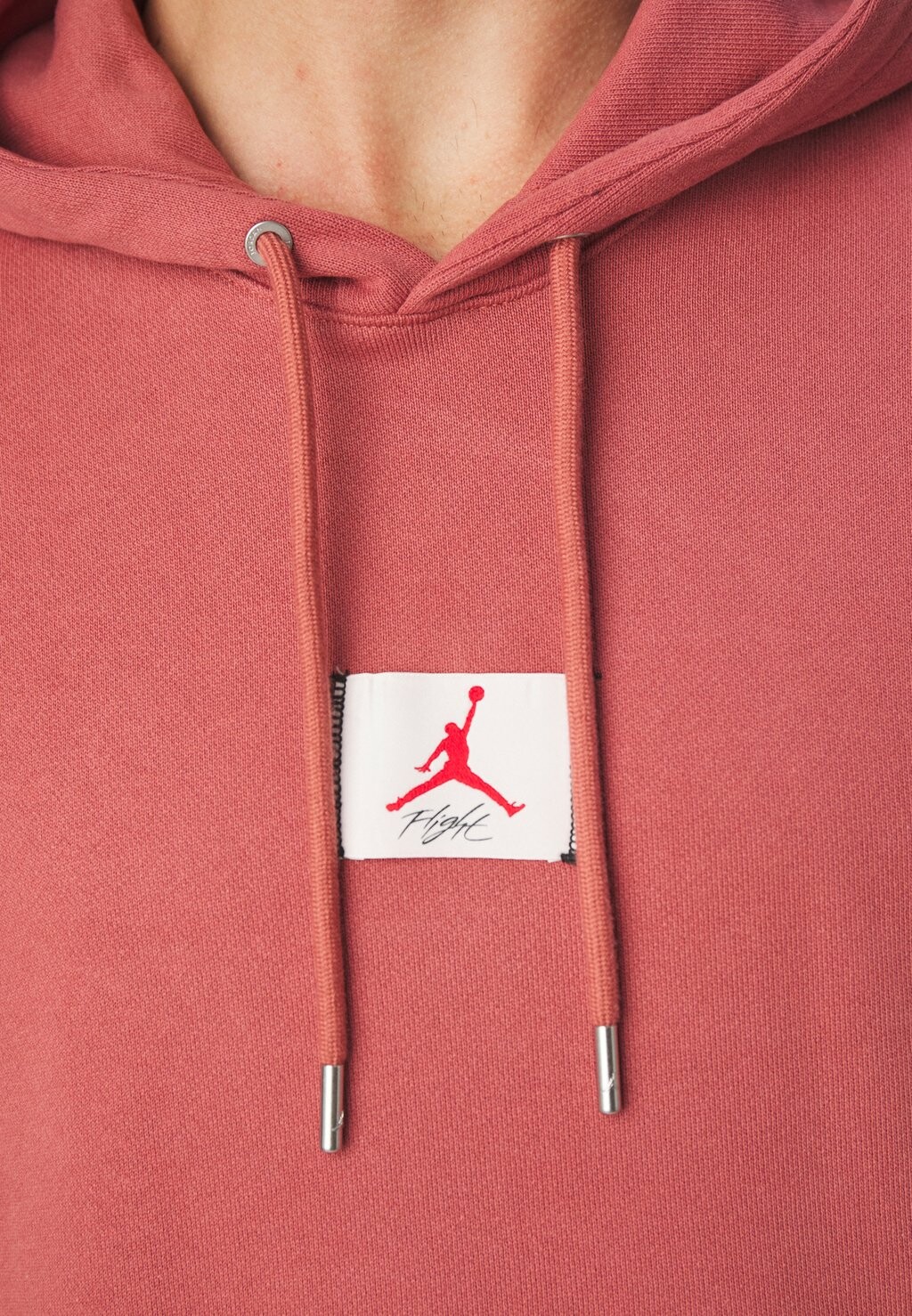 

Толстовка с символикой NBA CHICAGO BULLS STATEMENT HOODIE Nike, красный металлик