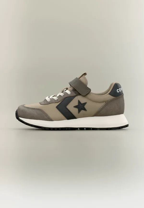 Кроссовки omega trainer easy подходят как для мужчин, так и для женщин. Converse, Vintage Cargo/Truffle