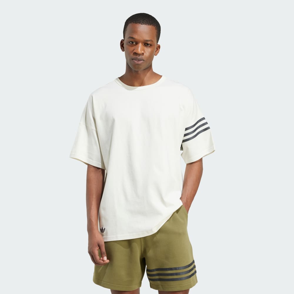 

Футболка Adidas Neuclassics Tee, цвет Off White