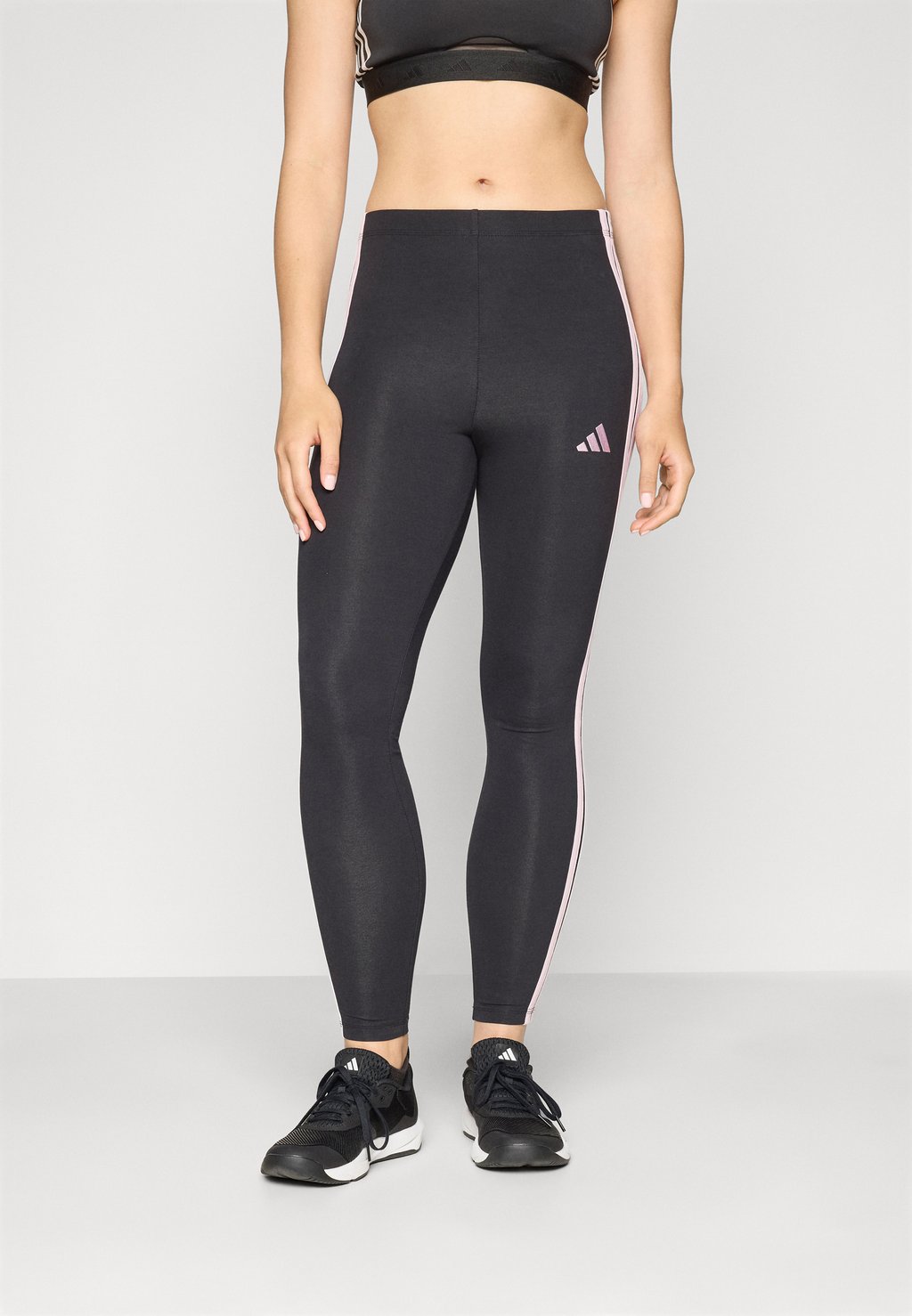 

Леггинсы ESSENTIALS 3-STRIPES Adidas Sportswear, черный