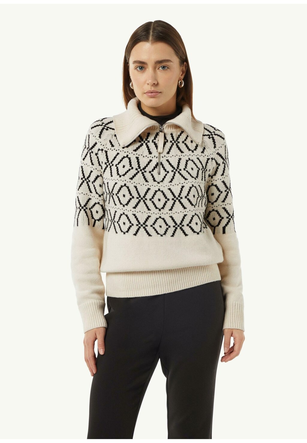 

Джемпер TROYER-KRAGEN comma casual identity, молочный
