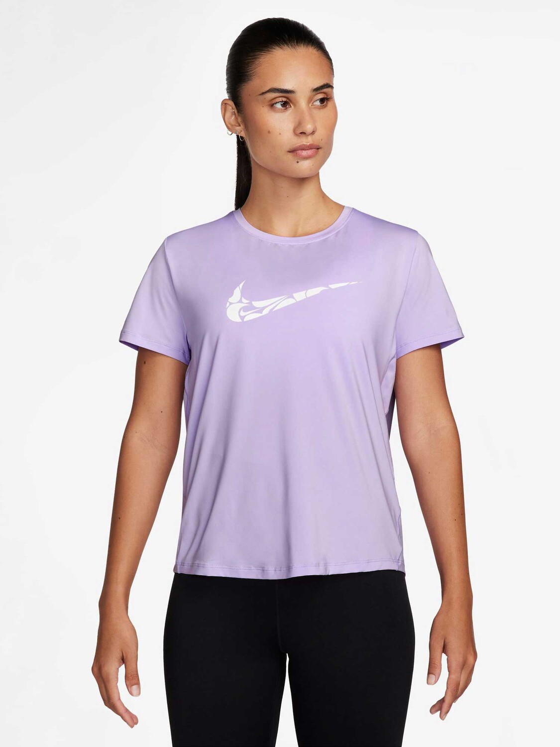 

Футболка Nike W NK ONE SWSH HBR DF SS TOP, фиолетовый