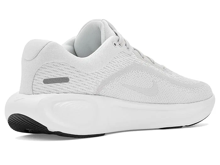 Кроссовки беговые Stellar Ride Nike Kids, White/Metallic Silver/Vast Grey/Black — фото 4