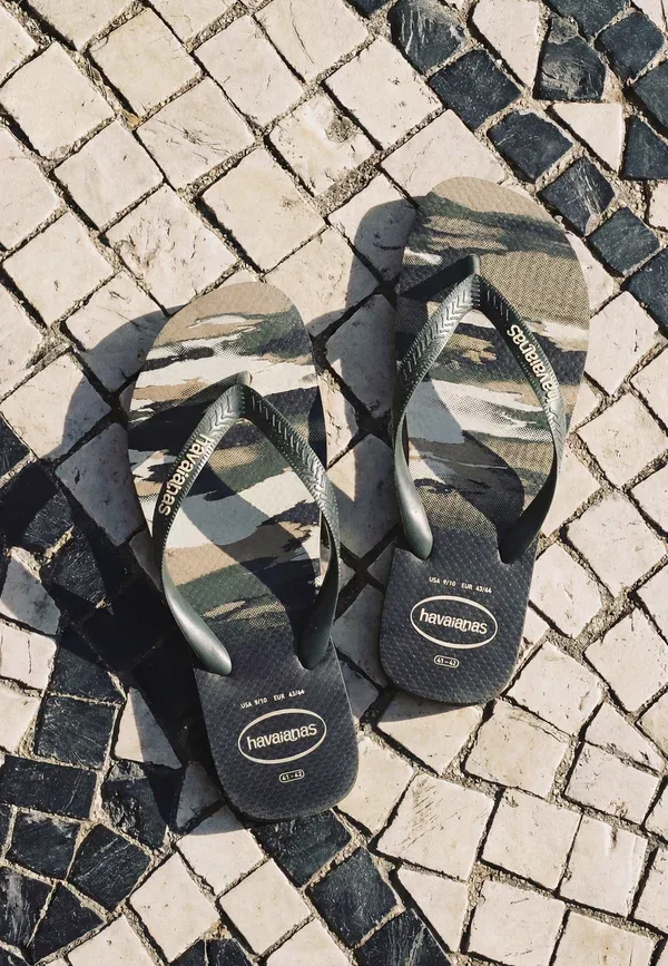 Сандалии Havaianas Top Camu, черный зеленый оливковый