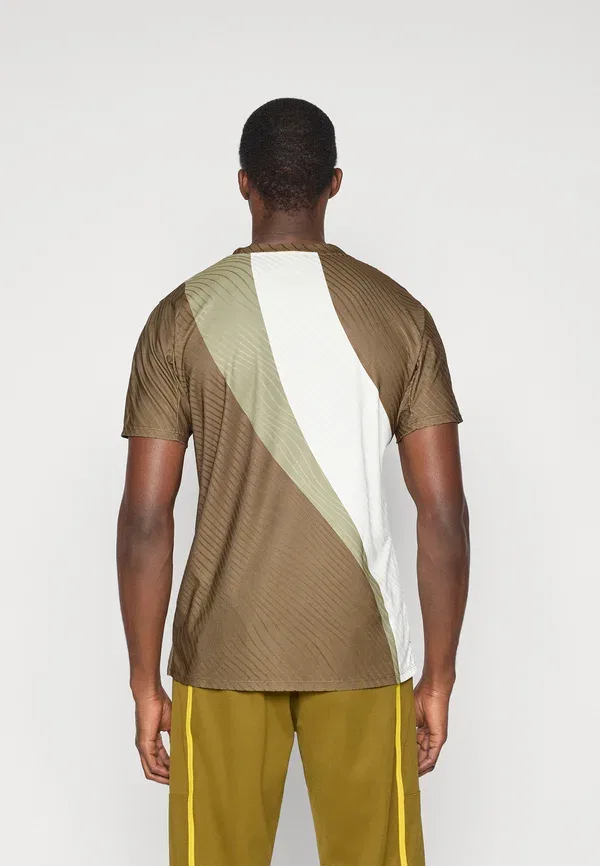 Футболка спортивная Nikecourt Advantage Slam Top, Nike Performance, цвет парусный/темный орех/белый — фото 3