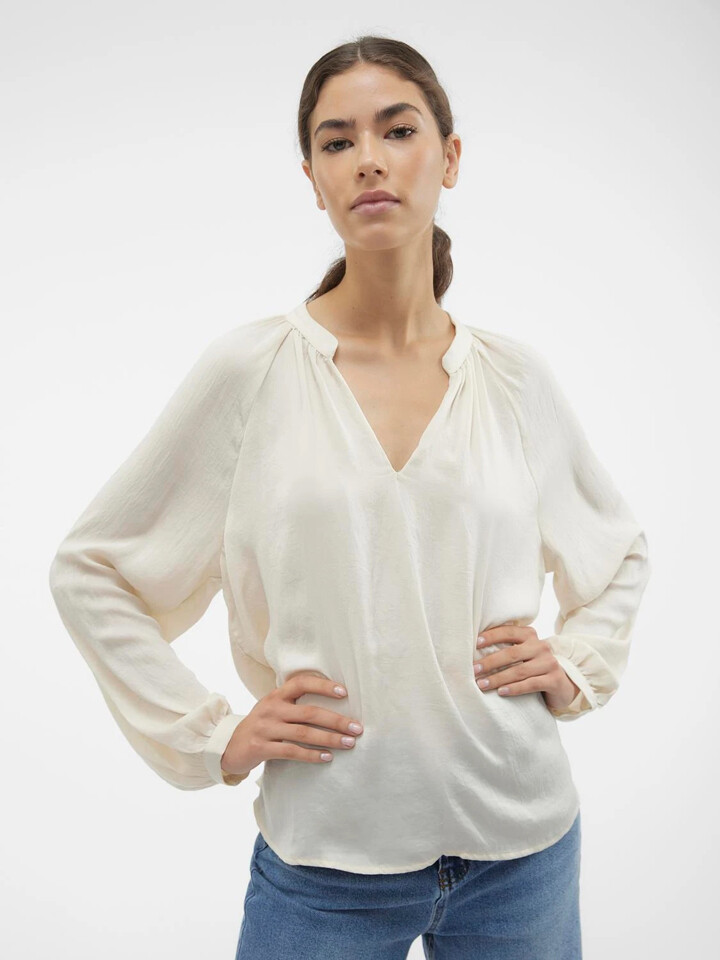 

Блуза Vero Moda, кремовый
