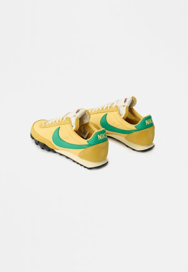 Кроссовки waffle racer '26 Nike Sportswear, Topaz Gold-Coloured/Stadium Green/Sail/Coconut Milk/Black — фото 3