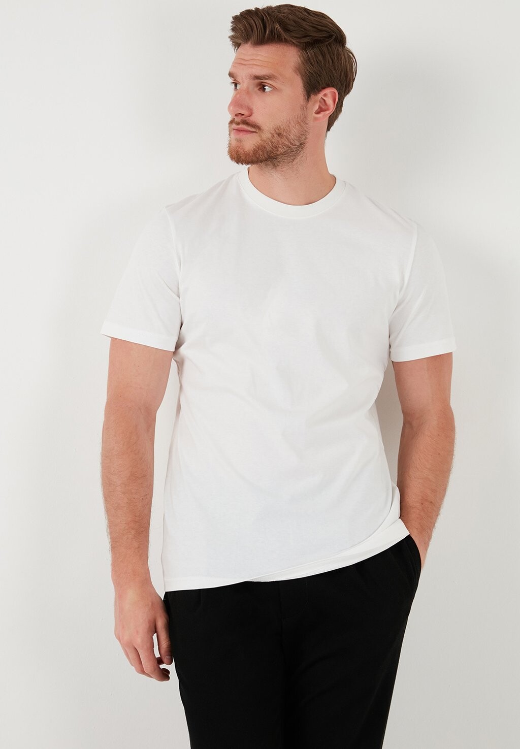 

Базовая футболка REGULAR FIT 2 PACK Buratti, белый