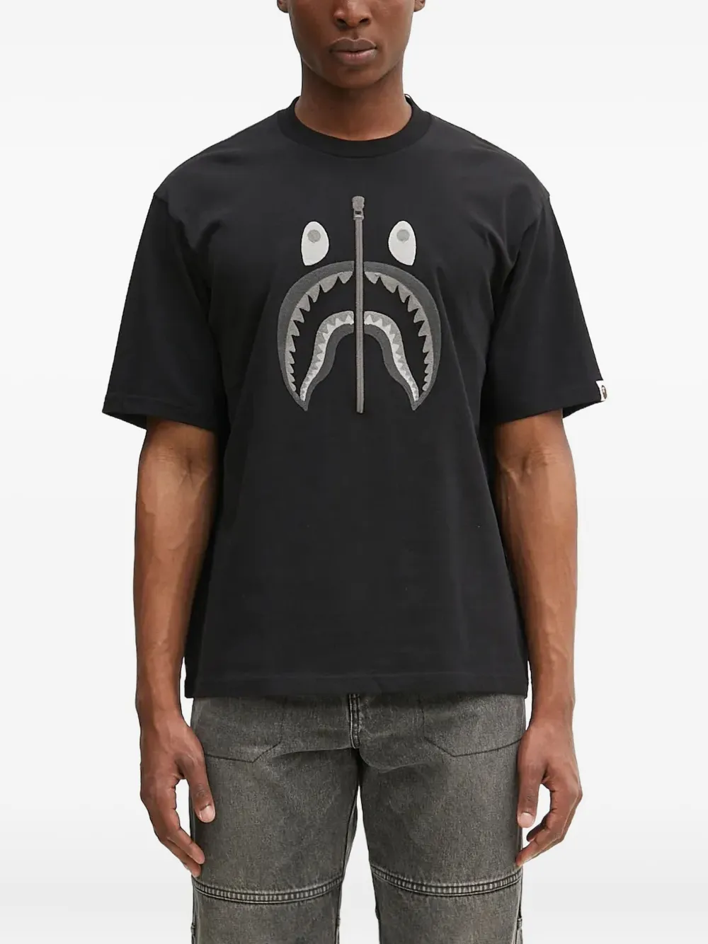

Футболка Shark Attack A BATHING APE, черный