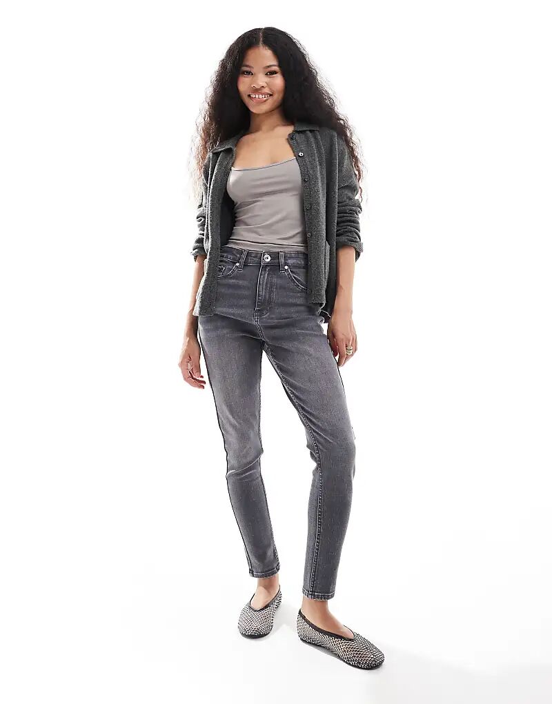 

Узкие джинсы Petite с высокой талией темно-серого цвета Bershka