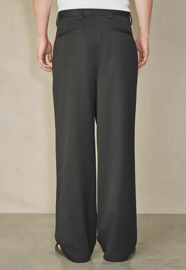 Брюки Next Regular fit edit relaxed fit smart, черный — фото 3
