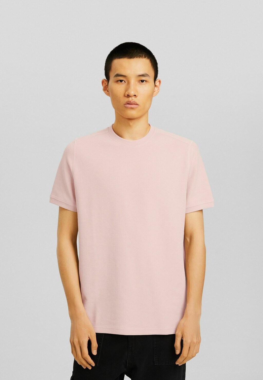 

Базовая футболка Textured Short Sleeve Bershka, розовая